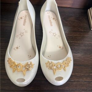 Mini Melissa Ivory Peep-Toe Flats with Gold Star Accent